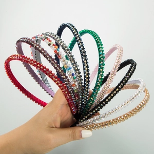 Cerchietto Barocco Vintage con Pavé di Strass per Donna Elegante Cerchietto Sottile in Lega Accessorio per Capelli alla Moda Coreana