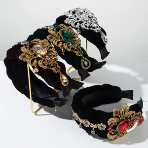 Serre-tête Tressé en Velours Baroque Avec Fleur en Strass Chaîne à Pompons pour Femme Banquet Fête Accessoires Cheveux Vintage