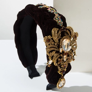 Serre-tête tressé en velours de luxe avec fleurs baroques en métal doré et cristaux