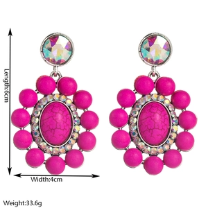 Roze boho hangoorbellen met turquoise textuur en kleurrijke strass-steentjes, 6x4cm