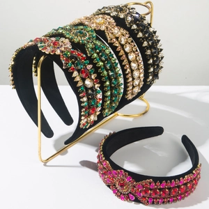 Baroque Padded Rhinestone Headband For Women Vintage Velvet Crystal Flower Wide Hairband Luxury Party Hair Accessories