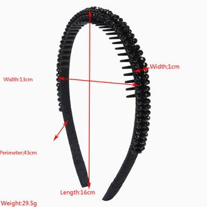 Elegant black beaded non-slip headband with crystal teeth for secure hair styling