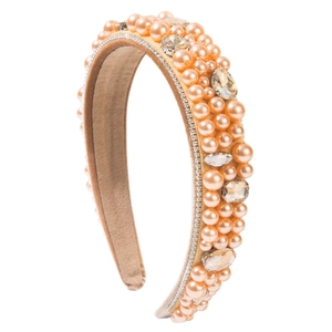Serre-tête en velours champagne orné de perles, cristaux facettés et bordure de strass fins