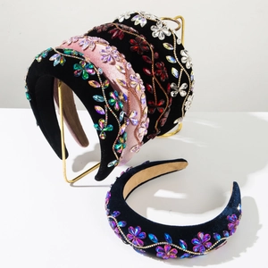 Serre-tête Rembourré de Strass Baroque Femme Bord Large en Velours Vintage avec Motif Floral Accessoires de Coiffure