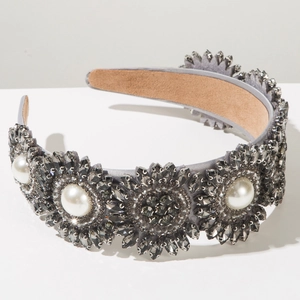 Detail of baroque headband with dark crystal flowers and central white pearls