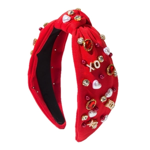 Rode geknoopte haarband met witte hartparels, strass-steentjes en XO-letter accenten