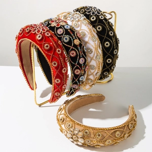 Baroque Luxury Padded Headband For Women Full Rhinestone Artificial Pearl Floral Vintage Palace Style Hair Band Banquet Party Accessory