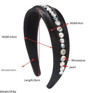 Detailed dimensions of a black velvet headband with elegant pearls and shiny rhinestones