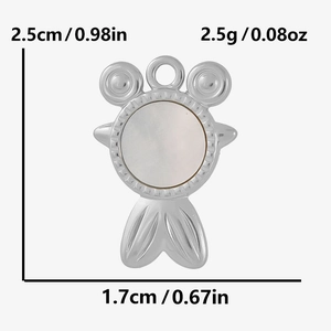 Pendentif poisson en acier inoxydable 304 poli avec dimensions 2,5cm hauteur et 1,7cm