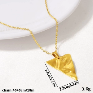 Collana in acciaio inossidabile 304 placcata oro 18k con ciondolo a triangolo ruvido