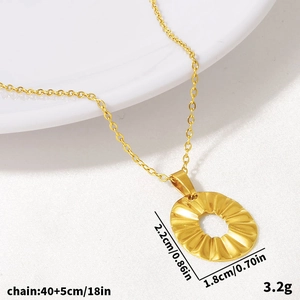 Collier avec pendentif irrégulier creux en acier inoxydable 304 doré 18 carats chic