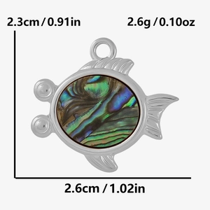 Pendentif poisson en nacre d'abalone, dimensions 2,6cm x 2,3cm et poids 2,6g