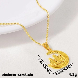 Détails du pendentif croissant de lune et forêt avec dimensions de la chaîne 40+5cm