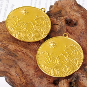 304 stainless steel gold wave and sun embossed round pendant for DIY jewelry making