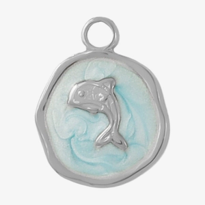 Détail du pendentif dauphin en acier inoxydable 304 avec remplissage en émail bleu