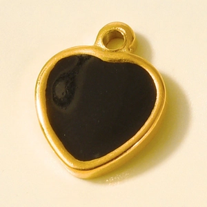 Macro shot of 304 stainless steel heart pendant with black enamel for DIY jewelry