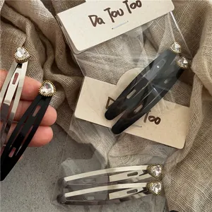 Pinza para el Cabello BB de Metal con Diamantes de Imitación de Corazón Estilo Coreano Dulce Minimalista Forma Guisante