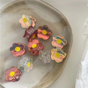 Mini Pince à Cheveux en Plastique Forme Fruit Fleur Style Coréen Holographique Doux pour Frange Latérale Femmes Adolescentes