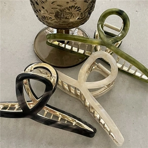 Elegant Acetate Alloy Hair Claw Clip Large Marble Texture Shark Clip For Women Fashion Geometric Hair Styling Accessory
