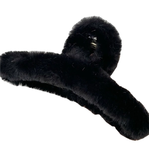 Pince à cheveux en fausse fourrure de lapin noire pour les coiffures d'automne hiver
