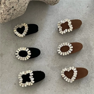 Barrettes à cheveux luxueuses en velours avec zircons géométriques en forme de cœur