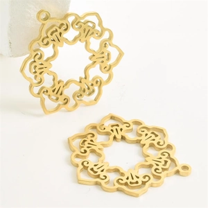 Ciondolo a Forma di Fiore Traforato in Acciaio Inossidabile 304 Minimalista per Creazione di Collane e Braccialetti DIY Gioielli