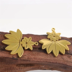Polished golden stainless steel maple leaf pendant charm for DIY jewelry design