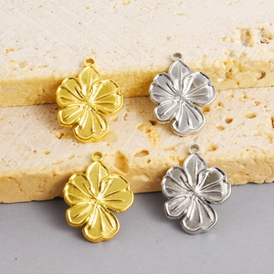 Polished 304 stainless steel flower pendants in gold and silver for DIY jewelry making