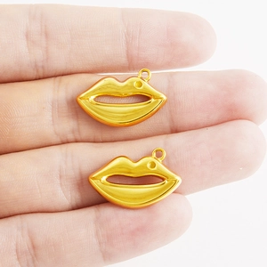 Polished 304 stainless steel gold lip pendant accessories for necklace making