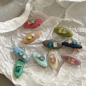 Lot de barrettes à cheveux géométriques colorées avec strass cœur et clips bec de canard