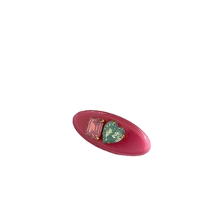 Barrette ovale rose avec strass rectangulaire rose et cœur bleu contrastants