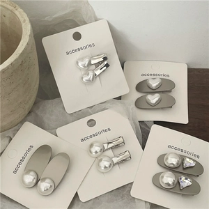 Minimalist Silver Color Metal Hair Clip With Faux Mabe Artificial Pearl Heart Round Rhinestone Alloy Duckbill Clip For Women Jewelry