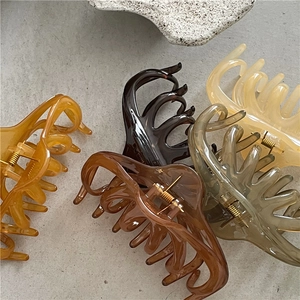 Large Octopus Hair Claw Clip For Thick Hair Elegant Plastic Resin Jelly Texture Non-Slip Strong Hold Korean Style Hairpin