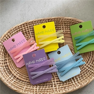 Lot de 5 paires de barrettes à cheveux en résine mate aux tons pastel sur cartes décoratives