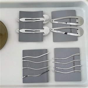 Set di fermagli per capelli argentati con forcine in metallo ondulate e a goccia