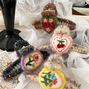 Sweet Girl Cute Wool Felt Heart Flower Yarn Wrap Hair Claw Clip Large Korean Style Hair Barrette Catch Accessories For Women