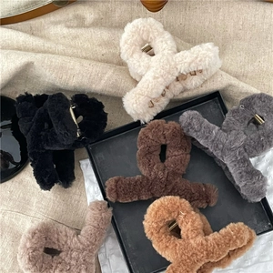 Set of warm plush cross hair claws in assorted coffee colors for autumn and winter styling