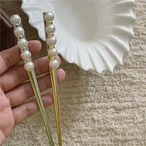 Épingle à cheveux minimaliste en alliage avec perles pour chignons élégants