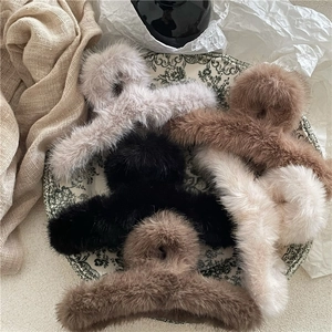 Women's Faux Mink Fur Hair Claw Clip Large Plush Shark Clip For Thick Hair Winter Soft Warm Solid Color Hair Accessory