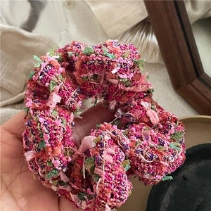 Handcrafted multicolor wool knit scrunchie with French retro style and textured details