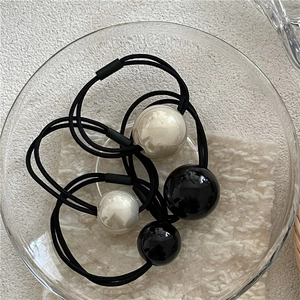 Elegant set of 4 pearl bead hair ties in classic black and white with high-elastic dual strings