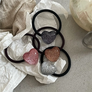 Haargummi Set mit Glitzerherzen in Rosa Lila Braun und Silbergrau auf elastischem Band