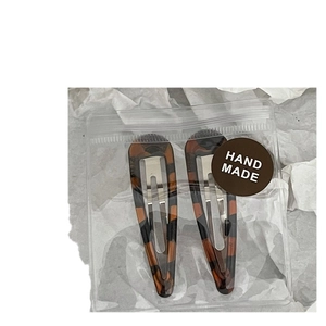 Retro leopard print tortoiseshell BB hair clips set with smooth oval drip oil finish