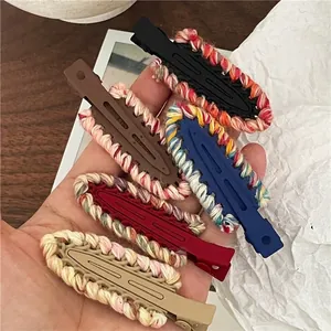 Women's Cute Waterdrop Duckbill Hair Clip Colorful Woven Wool Edge Handmade Sweet Side Bangs Clip Fashion Hair Accessory