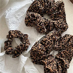 Vintage Leopard Print Fabric Scrunchies Fashion Large Hair Ties For Women Retro Pattern Elastic Hair Bands Ponytail Holder