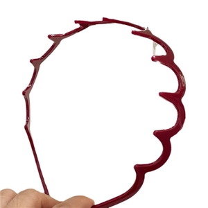 Deep red wave-shaped headband with tooth comb for daily hairstyling and fixing hair