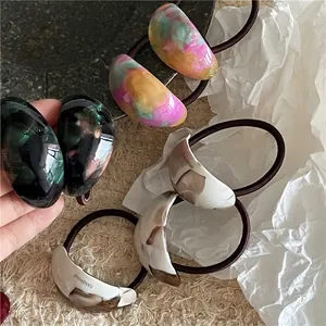 Eleganter Acetat Pferdeschwanz-Clip Haargummi Mit Marmormuster Oval Geometrisch Minimalistisch Elastisch Haarseil Mode Haarschmuck Damen