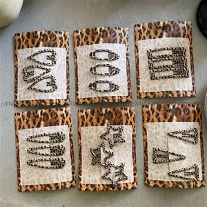 Lot de barrettes léopard chic avec formes cœur, ovale et rectangle sur cartes