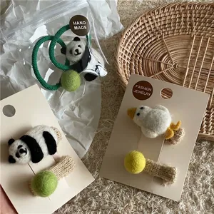 Handgefertigte Wollfilz Panda und Ente Haarklammern mit elastischen Haargummis