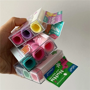 Kleurrijke set elastische haarelastiekjes voor kinderen in een transparante doos